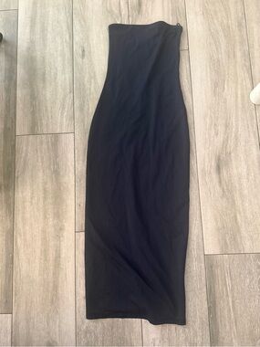 Aritiza Navy Strapless Bodycon Maxi Dress